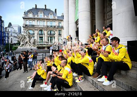 Bruxelles, Belgique. 09th Sep, 2024. L'équipe paralympique belge et son personnel photographiés lors d'une cérémonie en l'honneur des athlètes qui ont participé aux Jeux paralympiques d'été 2024, le lundi 09 septembre 2024 à la Bourse - Beurs dans le centre-ville de Bruxelles. La Belgique a remporté 14 médailles, dont 7 d'or, aux 17e Jeux paralympiques, qui se sont déroulés du 28 août au 8 septembre 2024 à Paris. BELGA PHOTO JASPER JACOBS crédit : Belga News Agency/Alamy Live News Banque D'Images