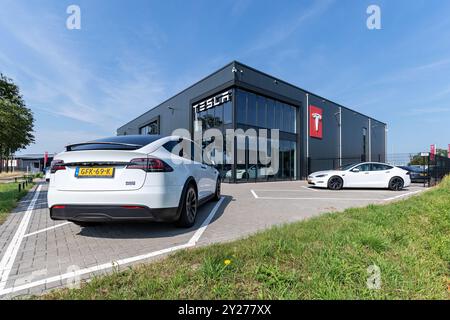 Magasin Tesla à Wezep, pays-Bas Banque D'Images