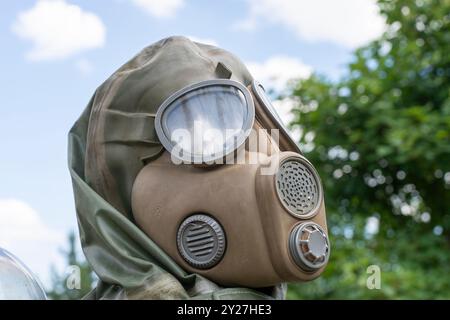 Vieux masque à gaz de l'époque de la Guerre froide Banque D'Images