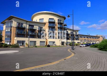 The Lacuna Apartments Block, Windsor Esplanade, Cardiff Bay, South Wales, Royaume-Uni. Prise en septembre 2024 Banque D'Images