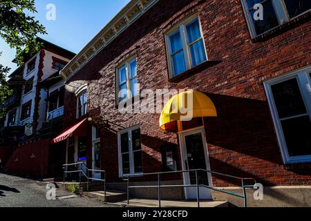 Bisbee, une ville de l'Arizona, aux États-Unis. Une vieille ville occidentale, elle est située dans le comté de Cochise dans l'état américain de l'Arizona et au sud-est de Tucson, est l'ancienne ville minière de Tombstone. © (photo Luis Gutierrez/Norte photo) Bisbee, ciudad en Arizona Estados Unidos. pueblo del viejo oeste, se ubica en el condado de Cochise en el estado estadounidense de Arizona y al sureste de Tucson, está el antiguo pueblo minero de Tombstone. © (photo Luis Gutierrez/Norte photo) Banque D'Images