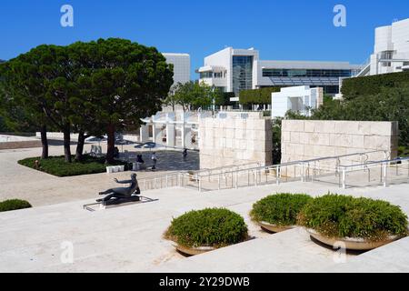 LOS ANGELES, CA -31 août 2023 – vue du Getty Center, qui abrite le J. Paul Getty Museum situé dans le quartier Brentwood de Los Angeles, Cali Banque D'Images