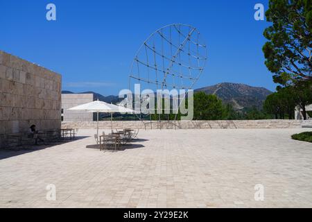 LOS ANGELES, CA -31 août 2023 – vue du Getty Center, qui abrite le J. Paul Getty Museum situé dans le quartier Brentwood de Los Angeles, Cali Banque D'Images