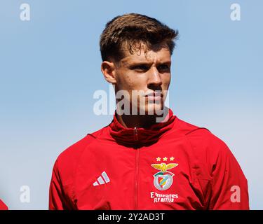 Alcochete, Portugal. 20 août 2024. Guilherme Gaspar (SL Benfica) vu lors du match de Liga Revelacao entre les équipes de Sporting CP et SL Benfica à Estadio Aurelio Pereira. Sporting u23 vs SL Benfica u23 ; score final 1:0 (photo de Maciej Rogowski/SOPA images/SIPA USA) crédit : SIPA USA/Alamy Live News Banque D'Images