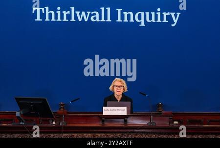 Présidente de l'enquête Lady Justice Thirlwall à l'hôtel de ville de Liverpool, avant les audiences sur les meurtres et tentatives de meurtre de bébés par l'infirmière Lucy Letby. L'enquête examinera comment l'infirmière a pu assassiner des bébés dans l'unité néonatale de l'hôpital Comtesse de Chester. Letby a été reconnue coupable des meurtres de sept bébés et des tentatives de meurtre de sept autres, et de deux tentatives sur un enfant, lorsqu'elle a travaillé à l'unité néonatale de l'hôpital entre juin 2015 et juin 2016. Letby sert 15 ordres à vie entière - ce qui fait d'elle la seule quatrième femme dans l'histoire du Royaume-Uni à se faire dire qu'elle ne sera jamais b Banque D'Images