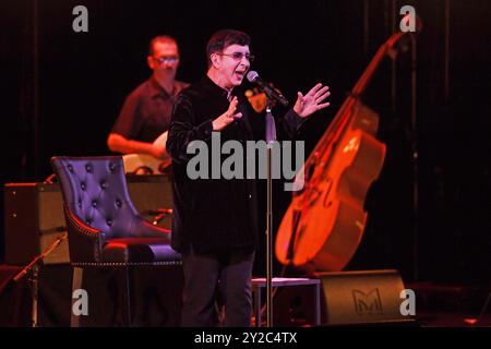 ROYAUME-UNI. 09th Sep, 2024. LONDRES, ANGLETERRE - 09 SEPTEMBRE : Marc Almond se produit au London Coliseum le 9 septembre 2024 à Londres, Angleterre. CAP/Mar © Mar/Capital Pictures crédit : Capital Pictures/Alamy Live News Banque D'Images