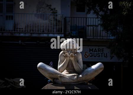 Sculpture de Naiad par Pierre pardon sur la place du Marche, Bastia, Corse Banque D'Images