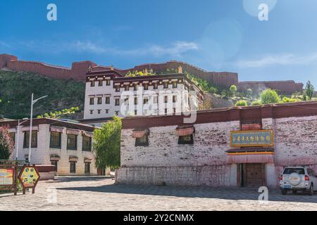 20 AOÛT 2022 Shigatse, Tibet, Chine. Au Temple Baiju, le temple principal du monastère de Tashilhunpo Xigaze, Tibet. Banque D'Images