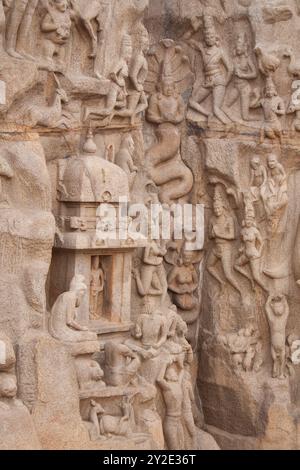 Sculpture monolithique (détail), pénitence d'Arjuna, Mahabalipuram, Tamil Nadu, Inde, Asie. Ce magnifique relief, sculpté au milieu du VIIe siècle Banque D'Images