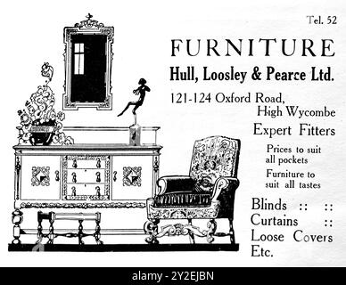 Publicité pour Hull, Loosley and Pearce Ltd, un fournisseur d'Oxford Road, High Wycombe. Extrait d'un livret pour le Red Lion Hotel, High Wycombe, Buckinghamshire, Angleterre. Non daté mais mi-fin des années 1930 : ceci est basé sur les notes historiques, les styles et les numéros de téléphone à trois chiffres. À l’époque, l’hôtel appartenait à « Mogford’s ». Banque D'Images