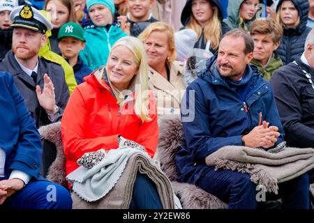 Trondelag, Norvège. 10 septembre 2024. Hommelvik 20240910. Le prince héritier norvégien Haakon et la princesse héritière mette-Marit visitent Hommelvik mardi lors de leur voyage à Trondelag. Photo : Lise Aaserud / NTB crédit : NTB / Alamy Live News Banque D'Images