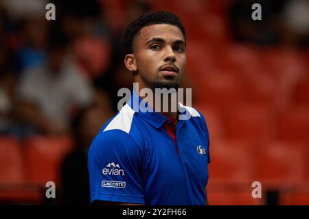 Valencia, Espagne. 10 septembre 2024. VALENCE, ESPAGNE - 10 SEPTEMBRE : Arthur fils, Français, regarde lors de la finale de la Coupe Davis phase de groupe 2024 match de Valence entre l'Australie et la France au Pabellon Fuente de San Luis le 10 septembre 2024 à Valence, Espagne. (Photo de Jose Torres/photo Players images/Magara Press) crédit : Magara Press SL/Alamy Live News Banque D'Images