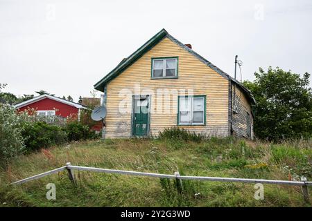 Fixer maison haute à Dildo, Terre-Neuve-et-Labrador, Canada Banque D'Images