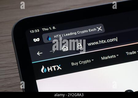 OSTRAVA, TCHÉQUIE - 1er AOÛT 2024 : site Web de crypto-échange HTX pour acheter et vendre des crypto-monnaies Banque D'Images