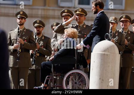 Roma, Italie. 26 septembre 2023. Foto Cecilia Fabiano/LaPresse 26 settembre 2023 Roma, Italia - Politica - Funerali di Stato in forma laica del Presidente della Repubblica emerito Giorgio Napolitano a Montecitorio. Nella foto : Clio Maria Bittoni, moglie dell'ex presidente della Repubblica Giorgio Napolitano 26 septembre 2023 Rome, Italie - politique - funérailles d'État du Président de la République émérite Giorgio Napolitano à Montecitorio. Dans l'image : Clio Maria Bittoni crédit : LaPresse/Alamy Live News Banque D'Images