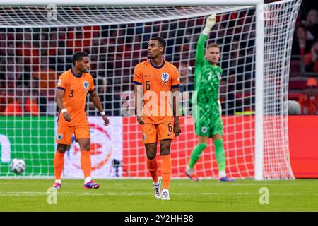 Amsterdam, pays-Bas. 10 septembre 2024. AMSTERDAM, PAYS-BAS - 10 SEPTEMBRE : le néerlandais Ryan Gravenberch est déçu lors du match du Groupe 3 de la Ligue des Nations 2024/2025 de l'UEFA entre les pays-Bas et l'Allemagne à la Johan Cruijff Arena le 10 septembre 2024 à Amsterdam, pays-Bas. (Photo par Andre Weening/Orange Pictures) crédit : Orange pics BV/Alamy Live News Banque D'Images