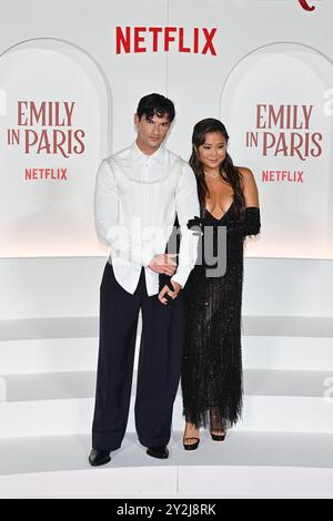 News - Emily à Paris tapis rouge Paul Forman et Ashley Park assistent Emily à Paris quatrième saison tapis rouge au Space Cinema Moderno Roma le 10 septembre 2024 à Rome, Italie Rome le Space Cinema Moderno Italie Copyright : xDomenicoxCippitellix/xLiveMediax LPN 1510899 Banque D'Images