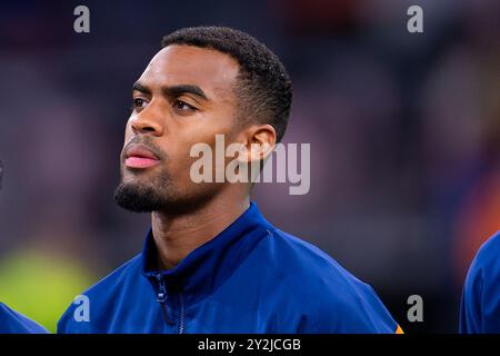 Amsterdam, pays-Bas. 10 septembre 2024. AMSTERDAM, PAYS-BAS - 10 SEPTEMBRE : Ryan Gravenberch des pays-Bas avant le match du Groupe A3 de l'UEFA Ligue des Nations 2024/25 Ligue A entre les pays-Bas et l'Allemagne au Johan Cruijff Arena le 10 septembre 2024 à Amsterdam, pays-Bas. (Photo de Joris Verwijst/Agence BSR) crédit : Agence BSR/Alamy Live News Banque D'Images