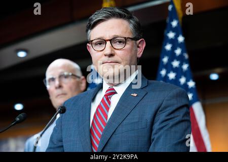 Washington, États-Unis. 10 septembre 2024. Mike Johnson (R-LA), Président de la Chambre, s'exprimant lors d'une conférence de presse au Capitole des États-Unis à Washington, DC. Crédit : SOPA images Limited/Alamy Live News Banque D'Images