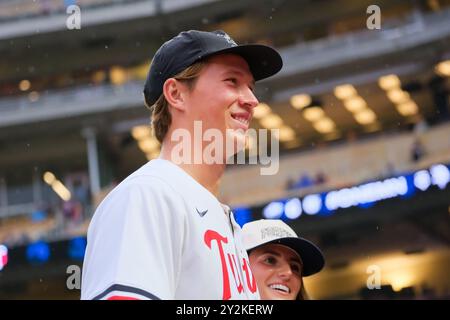 Minneapolis, Minnesota, États-Unis. 10 septembre 2024. Avant un match de baseball de la MLB entre les Twins du Minnesota et les Angels de Los Angeles au Target Field. Les Twins ont gagné 10-5. (Crédit image : © Steven Garcia/ZUMA Press Wire) USAGE ÉDITORIAL SEULEMENT! Non destiné à UN USAGE commercial ! Banque D'Images