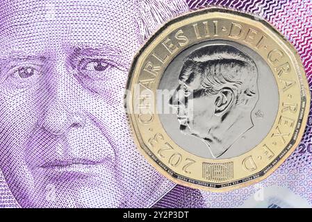 Charles III Curency britannique - billet de 20 £ et pièce de 1 £ Banque D'Images