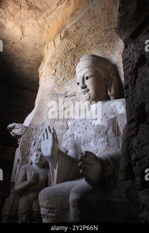 DATONG, CHINE - 19 MAI 2013 - (FILE) les grottes de Yungang sont vues dans la ville de Datong, province du Shanxi, Chine, 19 mai 2013. Banque D'Images