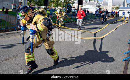 Aalborg, Danemark. 11 septembre 2024. Jens Lüdeke de l'Allemagne concurrencer dans le groupe d'âge 30-34 ans concourt en uniforme complet et en équipement dans la compétition Worlds Toughest Firefighter au Championnat du monde pour les pompiers, 15e Jeux mondiaux des pompiers, à Aalborg mercredi 11 septembre 2024. (Photo : Henning Bagger/Ritzau Scanpix) crédit : Ritzau/Alamy Live News Banque D'Images