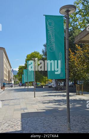 Nova Gorica, Slovénie - 7 septembre 2024. Bannières publicitaires de la capitale européenne de la culture 2025, organisée conjointement par Nova Gorica Slovénie et Gorizia Italie Banque D'Images