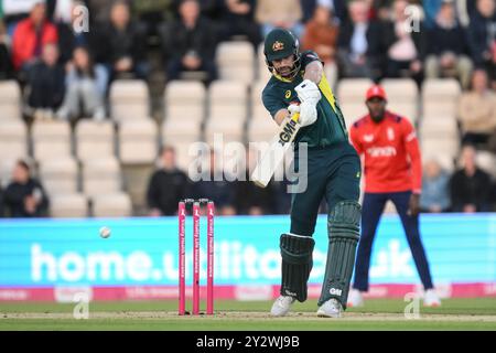 Matthew Short de l'Australie frappe un quatre (4) lors du premier match de la série Vitality IT20 Angleterre vs Australie à l'Utilita Bowl, Southampton, Royaume-Uni, 11 septembre 2024 (photo de Craig Thomas/News images) Banque D'Images