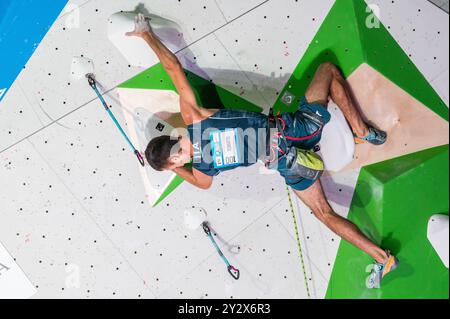 Koper, Slovénie. 06 septembre 2024. Giorgio Tomatis, Italien, participe à la demi-finale de la Coupe du monde IFSC masculine Koper 2024 le 6 septembre 2024 à Koper, Slovénie. (Photo de Rok Rakun/Pacific Press/Sipa USA) crédit : Sipa USA/Alamy Live News Banque D'Images