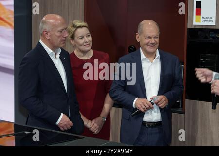 Berlin, Allemagne. 06 septembre 2024. Le chancelier allemand Olaf Scholz se présente jusqu'au gala d'ouverture et à une visite guidée de l'exposition IFA 100th anniversaire à Berlin, en Allemagne, le 6 septembre 2024. (Photo de Beata Siewicz/Pacific Press/Sipa USA) crédit : Sipa USA/Alamy Live News Banque D'Images