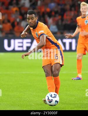 Ryan Gravenberch (NED) en action lors du match de l'UEFA Nations League opposant les pays-Bas et l'Allemagne à la Johan Cruijff Arena le 10 septembre 2024 à Amsterdam, pays-Bas photo SCS/AFLO (HOLLAND OUT) Banque D'Images