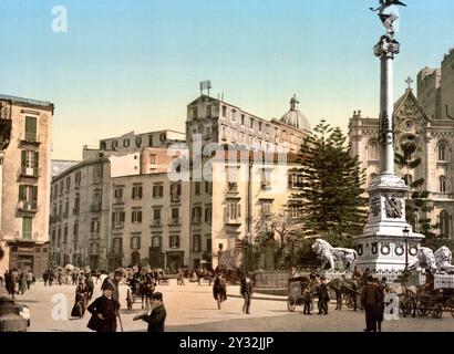 Piazza von Martiri d. h. Piazza dei Martiri, Neapel, Italien / Piazza of Martiri i.e. Piazza dei Martiri, Naples, Italy, Historisch, digital restaurie Banque D'Images