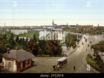 Die Stadt Luxemburg im Großherzogtum Luxemburg, Ansicht aus 1885, Historisch, digital restaurierte Reproduktion von einer Vorlage aus dem 19. Jahrhundert, date du dossier non précisée Banque D'Images