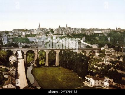 Die Stadt Luxemburg im Großherzogtum Luxemburg, Ansicht aus 1885, Historisch, digital restaurierte Reproduktion von einer Vorlage aus dem 19. Jahrhundert, date du dossier non précisée Banque D'Images