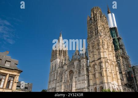 Rouen ; France - août 2024 : Cathédrale notre-Dame de Rouen Banque D'Images