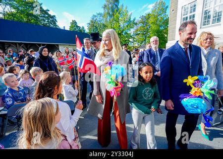 Trøndelag, 12/09/2024, Trondheim 20240912. Le prince héritier norvégien Haakon et la princesse héritière mette-Marit visitent Trondheim lors de leur voyage à Trondelag. Photo : Lise Aaserud / NTB crédit : NTB / Alamy Live News Banque D'Images