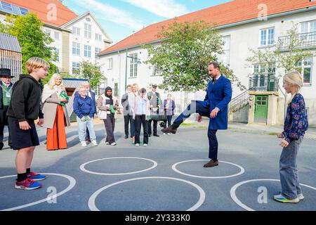 Trøndelag, 12/09/2024, Trondheim 20240912. Le prince héritier norvégien Haakon et la princesse héritière mette-Marit visitent Trondheim lors de leur voyage à Trondelag. Photo : Lise Aaserud / NTB crédit : NTB / Alamy Live News Banque D'Images