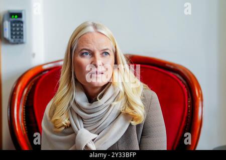 Trøndelag, 12/09/2024, Trondheim 20240912. Le prince héritier norvégien Haakon et la princesse héritière mette-Marit visitent Trondheim lors de leur voyage à Trondelag. Photo : Lise Aaserud / NTB crédit : NTB / Alamy Live News Banque D'Images