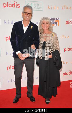 Londres, Royaume-Uni. 11 septembre 2024. Jan Leeming et invité à l'avant-première du documentaire « Kids Like US » Sky, Cineworld Leicester Square, Leicester Square, le mercredi 11 septembre 2024 à Londres, Angleterre, Royaume-Uni. CAP/CAN © CAN/Capital Pictures crédit : Capital Pictures/Alamy Live News Banque D'Images