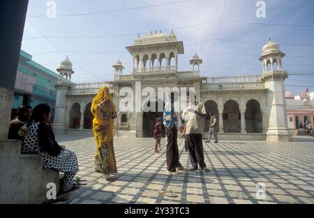 Intérieur du temple Karni Mata Rat dans la ville de Deshnoke dans la province du Rajasthan en Inde. Inde, Bikaner, janvier 1998 Banque D'Images