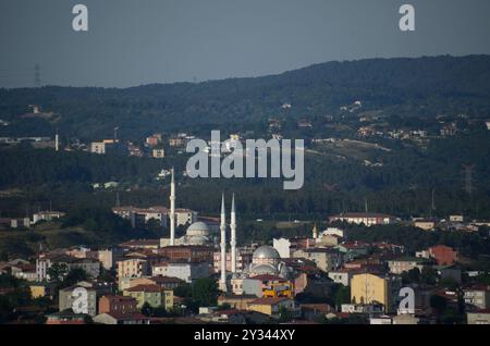 Vue de Büyük Çamlıca camii parkı,Uskudar, Istanbul, Turquie, Europe-Asie Banque D'Images