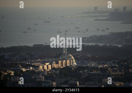 Vue de Büyük Çamlıca camii parkı,Uskudar, Istanbul, Turquie, Europe-Asie Banque D'Images