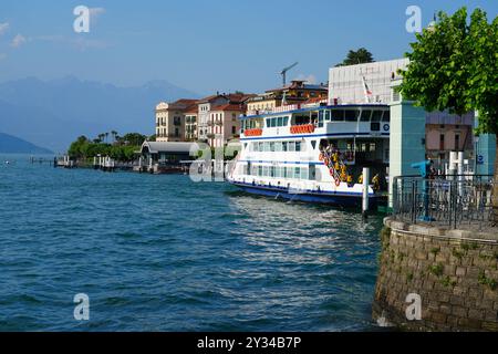 BELLAGIO, ITALIE -10 juillet 2024- vue de jour d'été de Bellagio, un village coloré sur le lac de Côme dans la province de Lecco dans la région italienne de Lombardie. Banque D'Images
