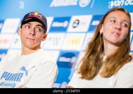 Bruxelles, Belgique. 12 septembre 2024. Le voûteur suédois Armand Mondo Duplantis et la néerlandaise Femke bol photographiés lors d’une conférence de presse sur la 48ème édition du Memorial Van Damme à Bruxelles, jeudi 12 septembre 2024. La réunion 2024 de l'Allianz Memorial Van Damme Diamond League aura lieu les 13 et 14 septembre 2O24. BELGA PHOTO JASPER JACOBS crédit : Belga News Agency/Alamy Live News Banque D'Images