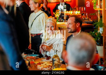 Trøndelag, 12/09/2024, Trondheim 20240912. Le prince héritier norvégien Haakon et la princesse héritière mette-Marit visitent Trondheim lors de leur voyage à Trondelag. Photo : Lise Aaserud / NTB Banque D'Images