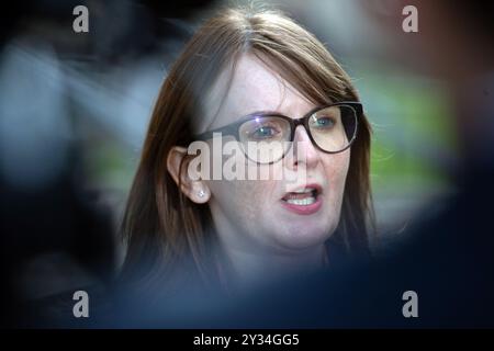 Londres, Royaume-Uni. 12 septembre 2024. Photo : le ministre des Finances d'Irlande du Nord, Caoimhe Archibald, arrive pour une réunion avec la chancelière Rachel Reeves au Trésor de sa Majesté la Reine. Crédit : Justin Ng/Alamy Live News. Banque D'Images