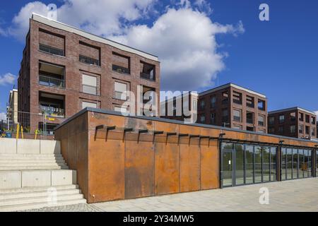 Nouvelle zone de développement de la ville de Hafen, sur le site de l'ancien port de neustaedter Elbhafen, Wohnungsbau Dresde, Dresde, Saxe, Allemagne, Europe Banque D'Images