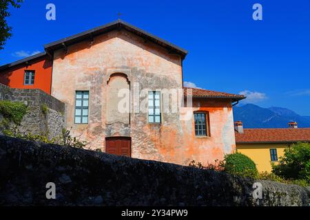 BELLAGIO, ITALIE -10 juillet 2024- vue de jour d'été de Bellagio, un village coloré sur le lac de Côme dans la province de Lecco dans la région italienne de Lombardie. Banque D'Images