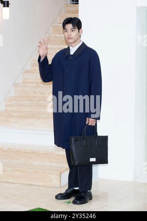 Séoul, Corée du Sud. 12 septembre 2024. L'acteur sud-coréen Lomon, assiste à un photocall pour l'événement phare de Maison Margiela Fragrance à Séoul, Corée du Sud, le 12 septembre 2024. (Photo : Lee Young-ho/Sipa USA) crédit : Sipa USA/Alamy Live News Banque D'Images